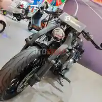 Galleri foto FOTO: Benda Napoleon Bob 250 2025, Cruiser Unik Bermesin V-Twin
