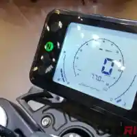 Galleri foto Spesifikasi dan Galeri Foto Benelli Leoncino 250