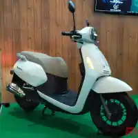 Galleri foto VIDEO: Skutik Klasik dan Elegan Benelli Panarea - First Impression | Indonesia - OtoRider Galleri foto VIDEO: Skutik Klasik dan Elegan Benelli Panarea - First Impression | Indonesia - OtoRider