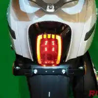 Galleri foto VIDEO: Skutik Klasik dan Elegan Benelli Panarea - First Impression | Indonesia - OtoRider Galleri foto VIDEO: Skutik Klasik dan Elegan Benelli Panarea - First Impression | Indonesia - OtoRider