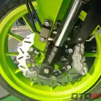 Galleri foto Spesifikasi Dan Galeri Foto Benelli TNT 249S, Lebih Agresif Dan Futuristik