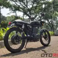 Galleri foto GALERI: Motor Listrik Rp 20 Juta, BF Goodrich Tipe CG (21 Foto)