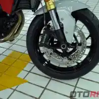 Galleri foto GALERI: Roadster Generasi Terbaru BMW, F 900 R