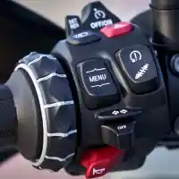 Galleri foto GALERI: BMW S1000XR, Sport Touring Bertenaga Liar