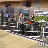 Galleri foto Galeri Foto : Booth Yamaha di GIIAS 2015