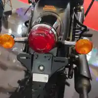 Galleri foto FOTO: Royal Enfield All New Bullet 350, Cuma Dijual 100 Unit