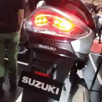 Galleri foto GALERI: Suzuki Burgman Street 125 EX, Lawan Baru Yamaha dan Honda