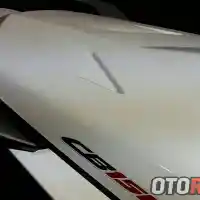 Galleri foto Lengkap Nih, Aksesori Resmi Honda CB150R SE