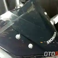 Galleri foto Lengkap Nih, Aksesori Resmi Honda CB150R SE