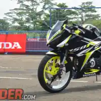 Galleri foto Modifikasi Honda All New CBR150R, Inspirasi Stylish Buat Harian