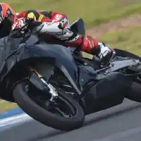 Galleri foto Honda CBR250RR Versi Balap, Begini Tampilan Sangarnya