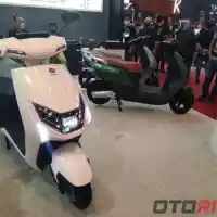 Galleri foto GALERI: Davigo Dragon, Motor Listrik dengan Jarak Tempuh 200 Km Galleri foto GALERI: Davigo Dragon, Motor Listrik dengan Jarak Tempuh 200 Km