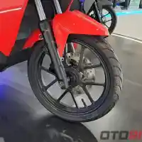 Galleri foto GALERI: Tampilan Gesits Raya E, Motor Listrik yang Dapat Subsidi