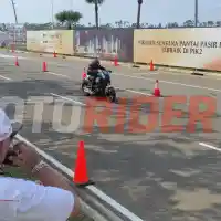 Galleri foto FOTO: Motor Besar Harley-Davidson Diadu dalam Drag Race