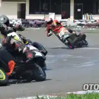 Galleri foto Galeri: Doping Semangat Grand Final Scooter Prix 2015