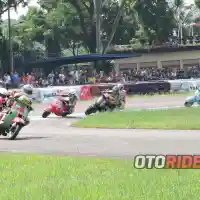 Galleri foto Galeri: Doping Semangat Grand Final Scooter Prix 2015