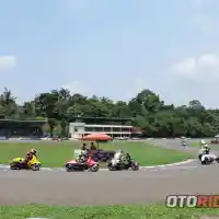 Galleri foto Galeri: Doping Semangat Grand Final Scooter Prix 2015
