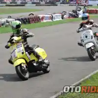 Galleri foto Galeri: Doping Semangat Grand Final Scooter Prix 2015