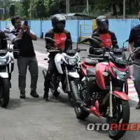 Galleri foto Galeri: Launching TVS Apache RTR 200 4V