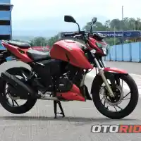 Galleri foto Galeri: Launching TVS Apache RTR 200 4V