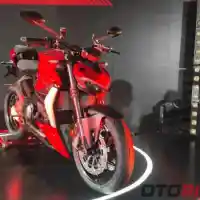 Galleri foto GALERI: Ducati Streetfighter V2, Moge Bergaya Naked Tenaga Beringas