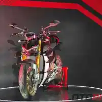 Galleri foto GALERI: Ducati Streetfighter V4 SP, Naked Bike Seharga Rp 1,93 Miliar