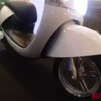 Galleri foto GALERI: Motor Listrik Rp 9,1 Juta, ECGO 5