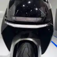 Galleri foto FOTO: Honda EV Urban Concept Tampil di IIMS 2025, Motor Listrik Mirip PCX 160