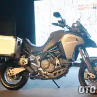 Galleri foto Yuk, Intip Flagship Store Terbesar Di Dunia Milik Ducati Indonesia