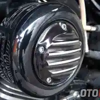 Galleri foto Modifikasi Harley Davidson Dyna Low Rider 2015, Pakai Roland Sands Biar Nyaman