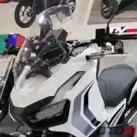 Galleri foto Honda ADV150 : Spesifikasi dan Galeri Foto