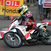 Galleri foto Modifikasi Honda Blade 125 FI, Juara Belum Sempurna