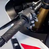 Galleri foto GALERI: Honda CBR1000RR-R Fireblade SP 30th Anniversary 2022