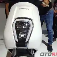 Galleri foto GALERI: Honda EM1 e, Motor Listrik yang Diduduki Jokowi