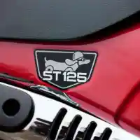 Galleri foto GALERI: Motor Mungil dan Ikonik, Honda ST125 Dax 2022