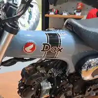 Galleri foto GALERI: Honda ST125 Dax Mejeng di GIIAS 2022