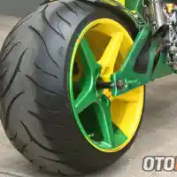 Galleri foto Modifikasi Honda Tiger Revo, Konsep Campur-campur Berbuah Juara Nasional Galleri foto Modifikasi Honda Tiger Revo, Konsep Campur-campur Berbuah Juara Nasional