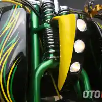 Galleri foto Modifikasi Honda Tiger Revo, Konsep Campur-campur Berbuah Juara Nasional Galleri foto Modifikasi Honda Tiger Revo, Konsep Campur-campur Berbuah Juara Nasional