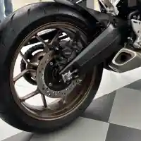 Galleri foto FOTO: Penyegaran Honda CB650R dengan Teknologi Honda E-Clutch