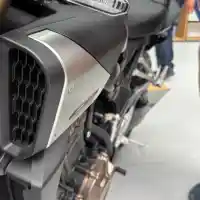 Galleri foto FOTO: Penyegaran Honda CB650R dengan Teknologi Honda E-Clutch