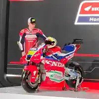 Galleri foto FOTO: Honda HRC Castrol Bikin Pangling di MotoGP 2025