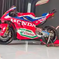 Galleri foto FOTO: Honda HRC Castrol Bikin Pangling di MotoGP 2025