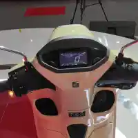 Galleri foto GALERI: Desain Modern Klasik Retro New Honda Stylo 160 CBS Galleri foto GALERI: Desain Modern Klasik Retro New Honda Stylo 160 CBS