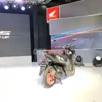 Galleri foto FOTO: Detail All New Honda Vario 125, Banyak Perbedaannya