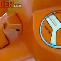 Galleri foto Bedah Suzuki Hustler Scoot, Motor Unik di Jakarta Fair 2016