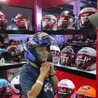 Galleri foto FOTO: Pameran Apparel dan Aksesoris Motor, IMHAX 2024