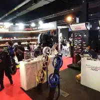 Galleri foto FOTO: Pameran Apparel dan Aksesoris Motor, IMHAX 2024