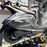 Galleri foto FOTO: Desain Futuristik Motor Listrik Indomobil eMotor QT di IIMS 2026