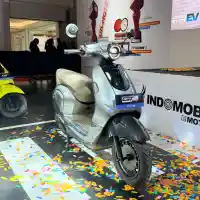 Galleri foto FOTO: Desain Futuristik Motor Listrik Indomobil eMotor QT di IIMS 2026