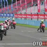 Galleri foto Galeri Foto: Gelaran Balap Seri ke-4 Sentul 2016